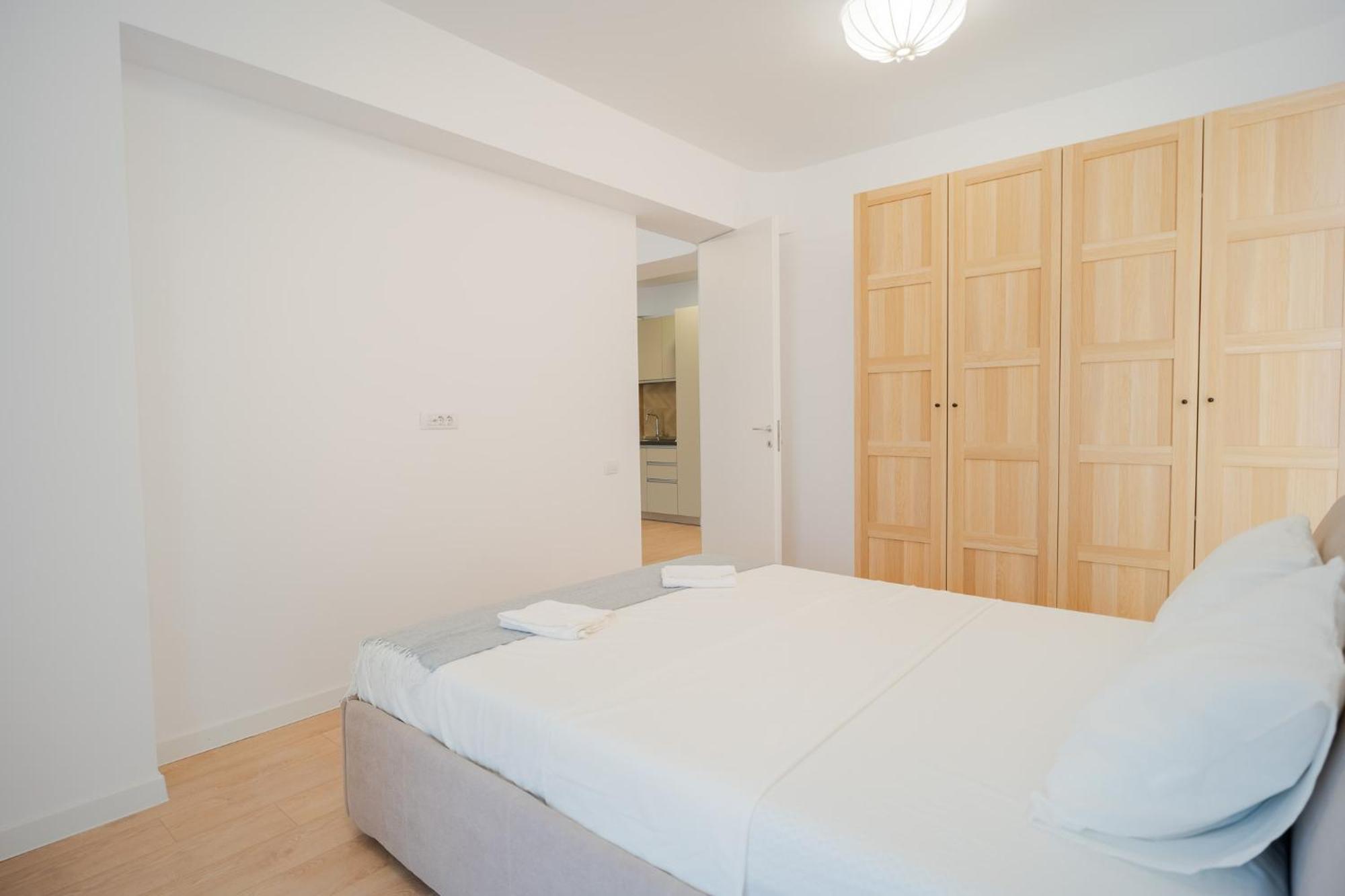 Amazing View Apartments - Iuliu Maniu & Politehnica Park บูคาเรสต์ ภายนอก รูปภาพ