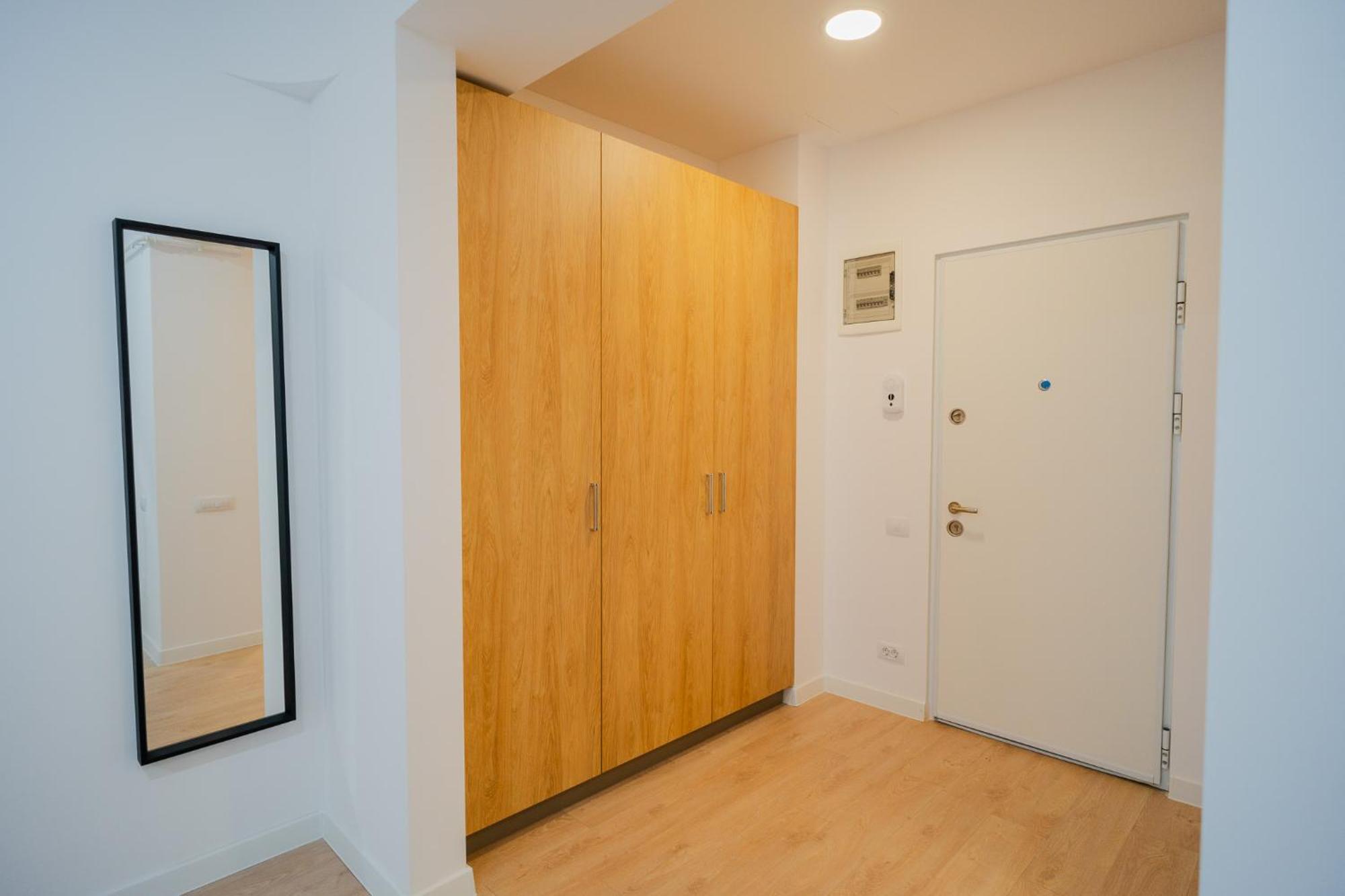 Amazing View Apartments - Iuliu Maniu & Politehnica Park บูคาเรสต์ ภายนอก รูปภาพ