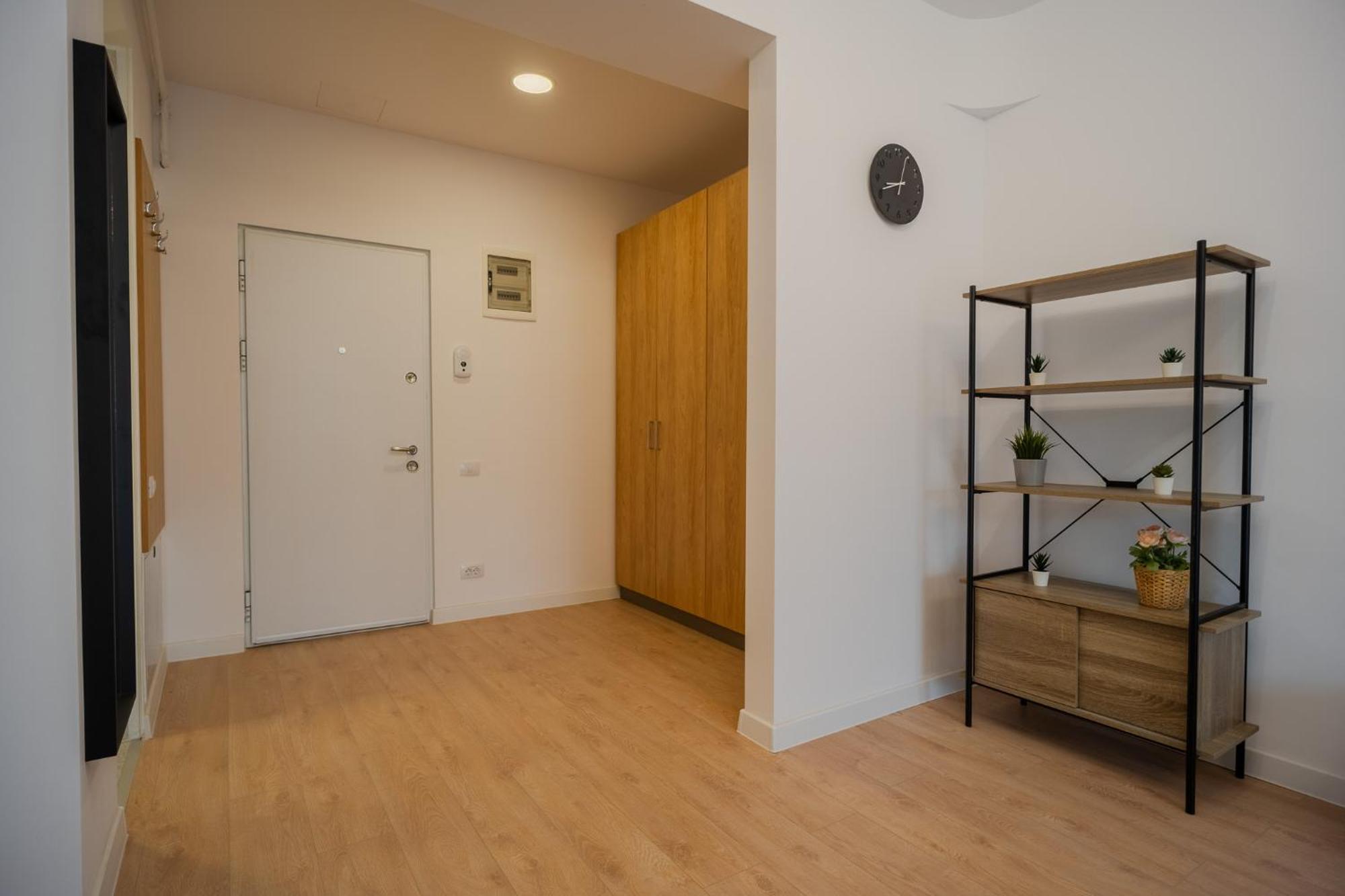 Amazing View Apartments - Iuliu Maniu & Politehnica Park บูคาเรสต์ ภายนอก รูปภาพ